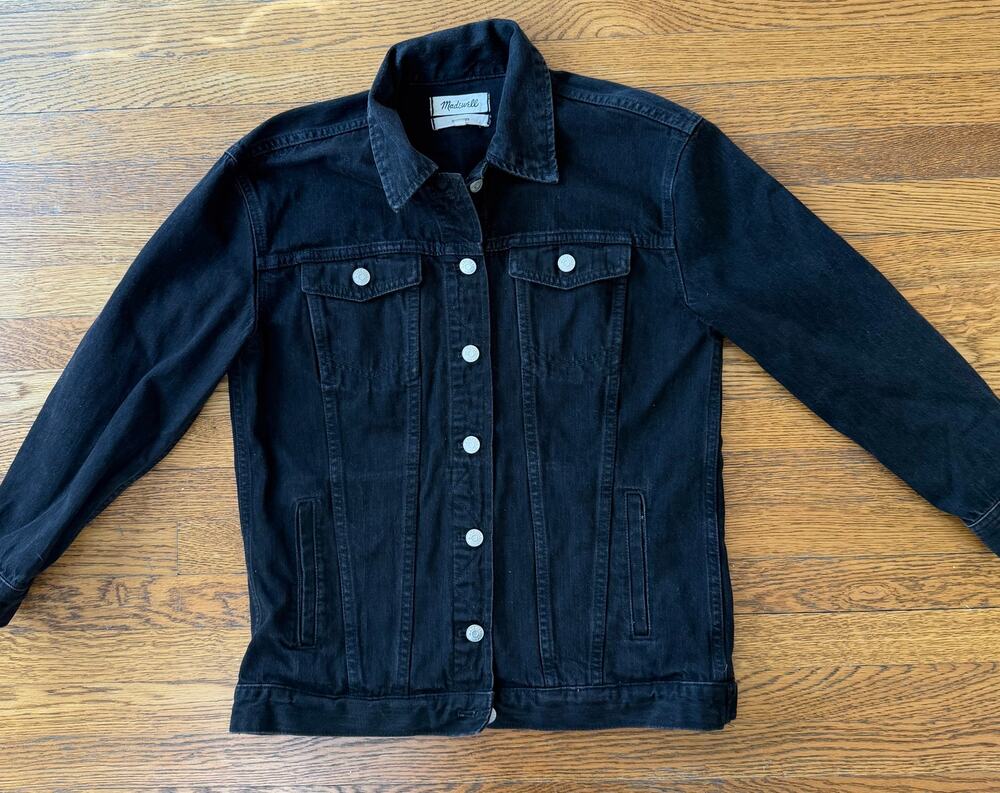 Madewell Women's Black Oversized Denim Jacket Size Small